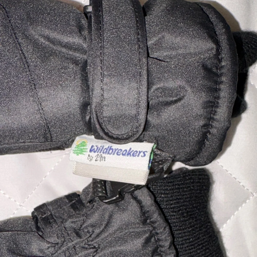 Kids Black Mittens